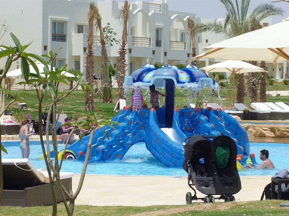 Le Royal Holiday Resort Aqua Park Шарм ел-Шейх Екстериор снимка